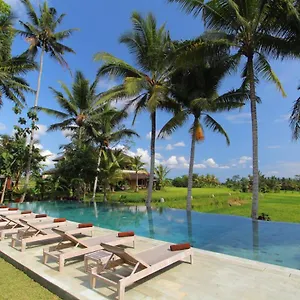 Mathis Retreat Hotel