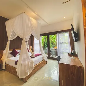 Gayatri Retreat Hotel